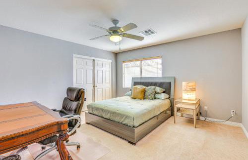 Luxe Mtn-View Mansion with Hot Tub in Phoenix! - Foto 29