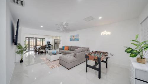 Home with Games Pool Paradise - Foto 5