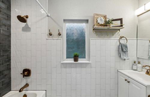 The Cultural District Cottage - Photo 18