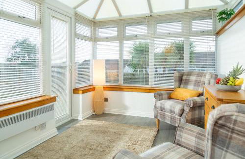 Tranquil Coastal Getaway Home - Foto 31