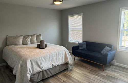 Escape to Luxury in the Poconos Your Year-Round Family Retreat - Foto 18