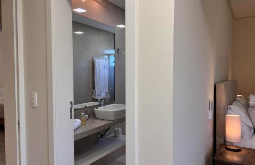 Apartamento Luxo Centro com Suíte, Sacada, Garagem, Garage - Foto 27