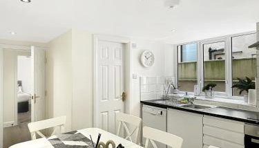 Granada Apartments Queen's Promenade - Foto 1