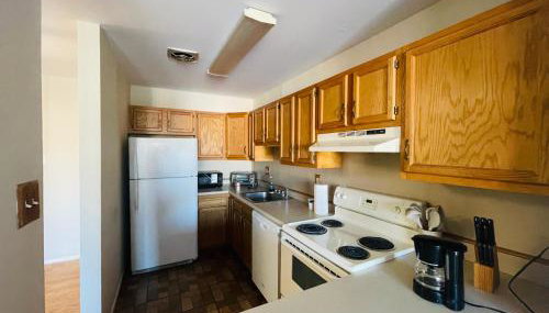 Large 2BR2BA Apartment Ideal for Long Stays - Foto 3