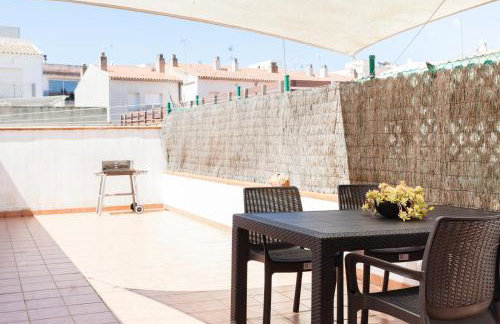 Patio Budget Apartment 12 - Photo 2