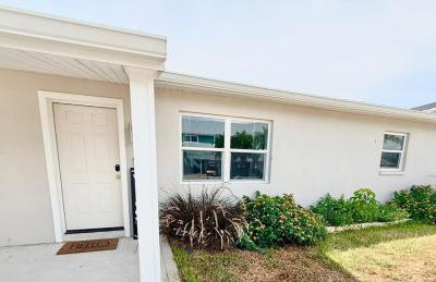 Luxurious 3 bedrooms 2 bath Ultimate Beach Life! 5 min walk to beach! - Foto 4