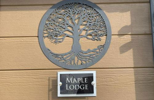 Maple Lodge Quirky Salvaged Railway Carriage with Hot Tub - Foto 6