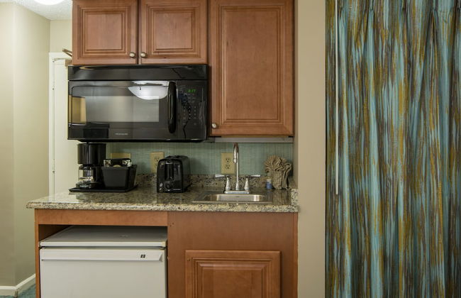 The Strand - A Boutique Resort - Photo 22