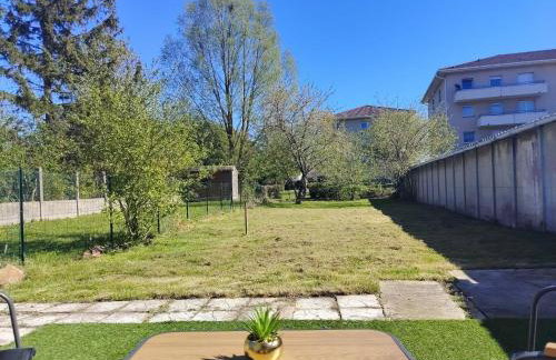 Maison plein pied Béthune avec place de parking, jardin clos et terrasse exterieure, quartier calme proche centre proche gare, capacité 4 personnes - Foto 52