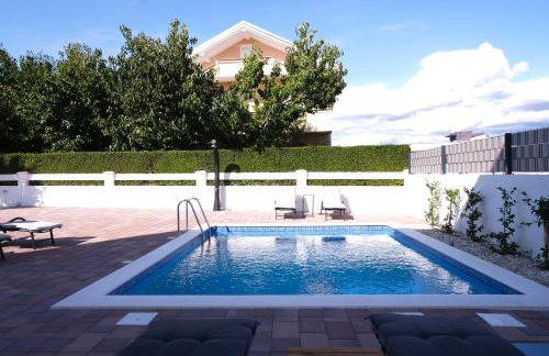 Seaside Serenity "Rosé" with pool, 150m from sea - Foto 16