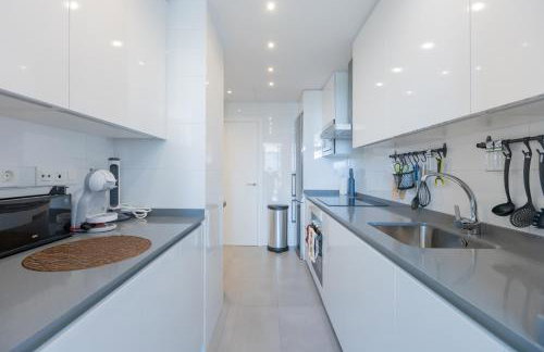 Marbella luxury brand new 2-bedroom apartment, 3 min walk to the beach! - Photo 26