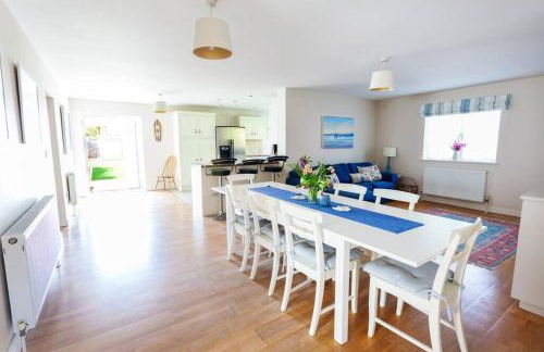 2100 Sq Ft Beach House with large garden - Foto 7