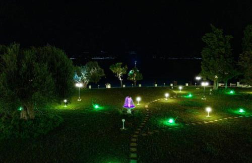 Villa Filoxenia - by the sea - up to 12 guests - Foto 26