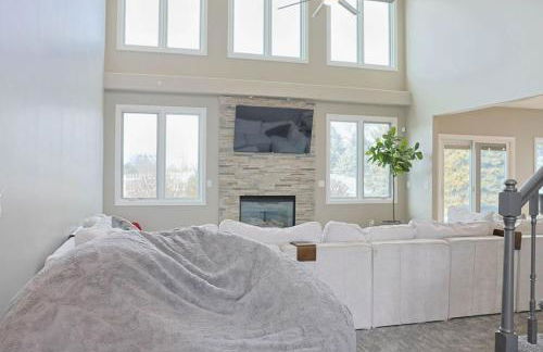 Golf Oasis Sleeps 22! Hot tub Firepit Gym Pool - Foto 5