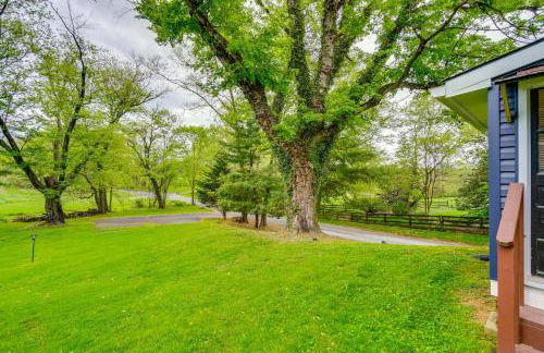 Hike, Sip and Explore Charming Waterford Cottage! - Foto 3