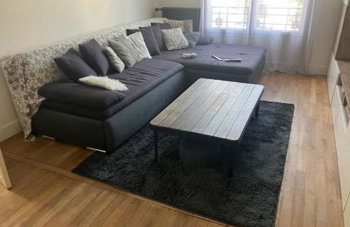 Maison Paris Salon Le Bourget, Stade de France, Aéroport CDG - Foto 15