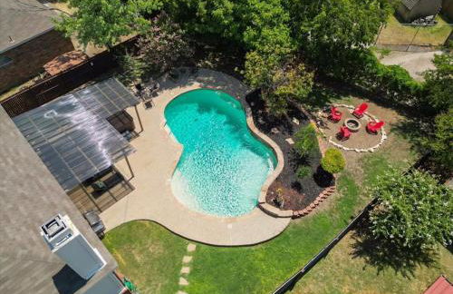 Colonial Style Retreat ft Pool Cinema jacuzzi - Foto 41