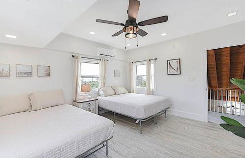 Shipwrecked on Shell Hill 2 Waterfront Houses - Foto 60