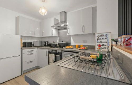 Luxury 5 bedroom House With FREE Parking and Pool Table - Foto 52