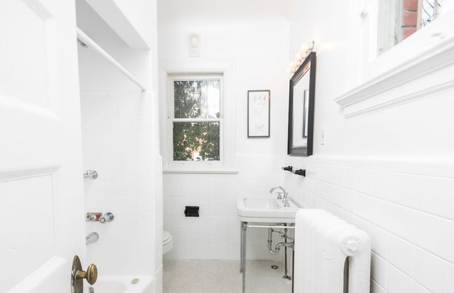 Applewood Suites - Bathurst & College - Foto 48