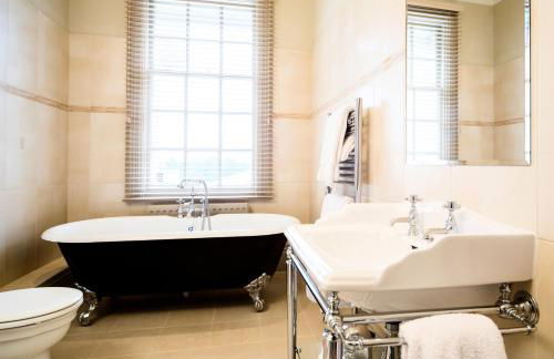 Brockencote Hall - Foto 44