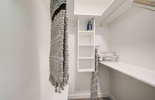 SW Florida Luxury Modern Retreat, King Bed Suite , Close to Beaches / Golfing / Fishing / Air Ports , 2023 Built - Foto 29