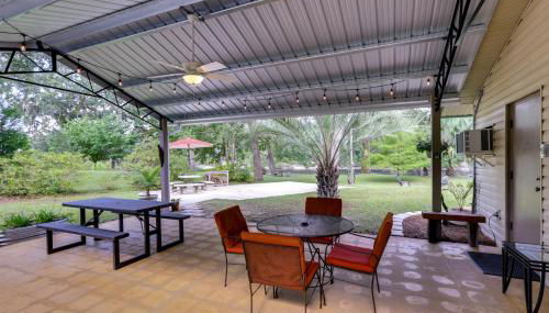 Riverfront Florida Escape with Grill and Fire Pit! - Foto 2