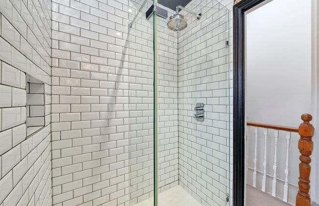 4 Bedroom House, Barnes - Foto 15