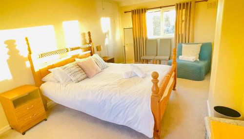 St Ives, King Bed Cosy home, parking, fast Wi Fi - Foto 1