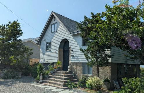 Ocean front home on dunes of Wingaersheek Beach - Photo 7