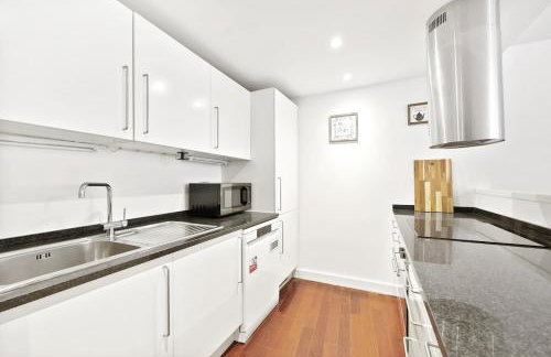 2 Bedroom Apartment Short Term Rental & Flexible Renting Shoreditch with Free WiFi & Balcony - Foto 15