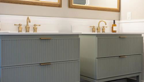 Sink into the Luxe Corner Tub at an Upscale, Spacious Home - Foto 4