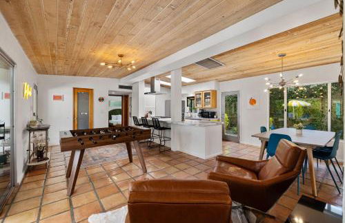 The Ricardo! Mid-Century Villa with Saltwater Pool - Foto 7