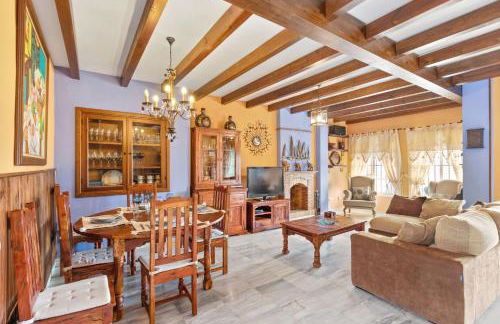 Villa estilo mediterránea con Piscina, Jardín, Bbq y Jacuzzi - VILLA BEL AIR REAL - Foto 1