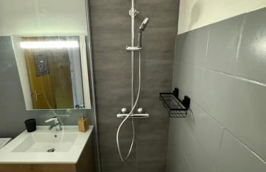 Studio avec terrasse vue sur cousson - Foto 7