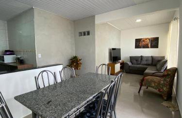 Casa Ampla com Piscina, Churrasqueira, Bilhar, Pebolim, Ping-Pong - Foto 11