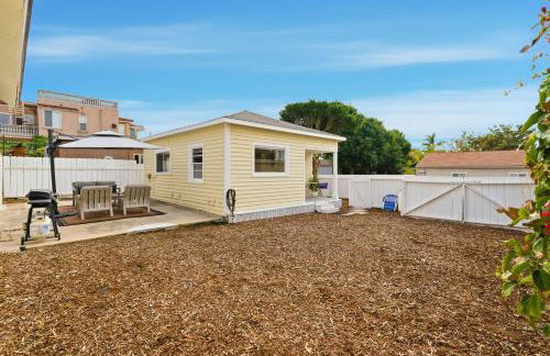 Draper Bungalow By CoastVH - Charming 1940 - Photo 33