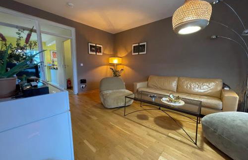 Checkpoint Charlie Apartment - Photo 8