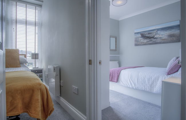 Flint House - 2 Bedroom Apartment - Tenby - Foto 7