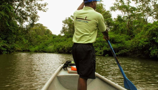 Surcando las aguas del río Tundó
