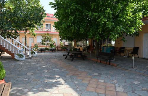 Anestis Studios - Photo 65