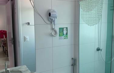 Apto Completo- 2quartos-Piscina Sauna-ar-condicionado Wi-Fi varanda gourmet-Sala de Jogos-Praia do Itagua - - Foto 31