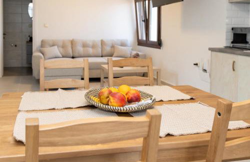 Το Σπίτι της Γιαγιάς 2 (Grandma's House 2) - Foto 4