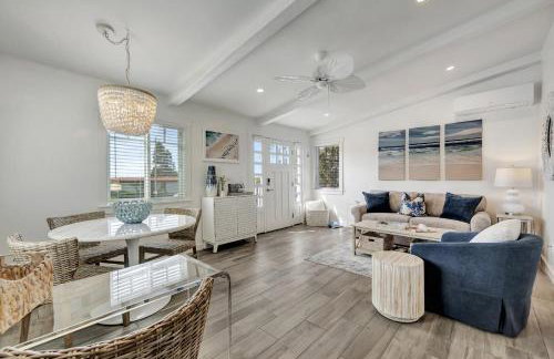 Ocean Views! Detached Villa by Victoria Beach - Foto 1