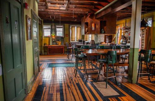 Michie Hostel - Photo 8