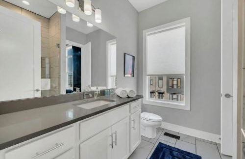 Close to DT Music City Rooftop Views Game Room - Foto 20