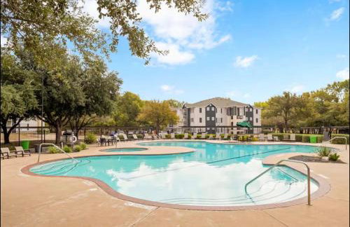 Comfortable Stay Near UT and Downtown Austin - Foto 29