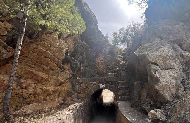 Turismo Privado Cascadas del Algar en Coche (Grupos Pequeños) - Foto 5