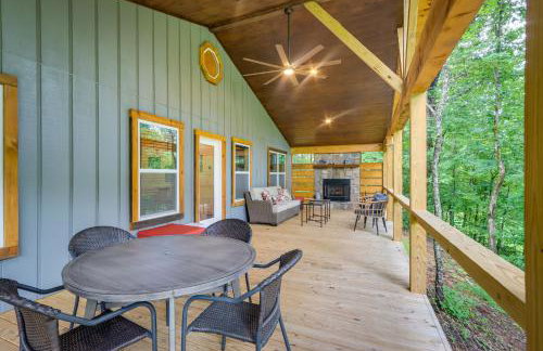 Blue Ridge Mountainside Cottage with Fire Pit! - Foto 17
