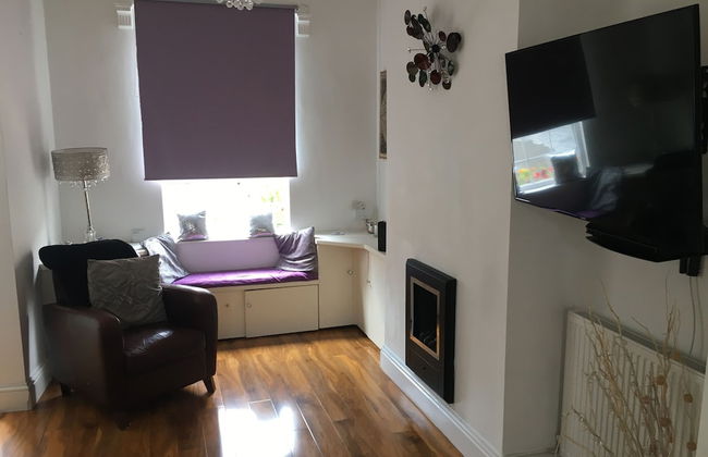 Churchendcottage-2br-sleeps4-petsok-parking - Foto 6